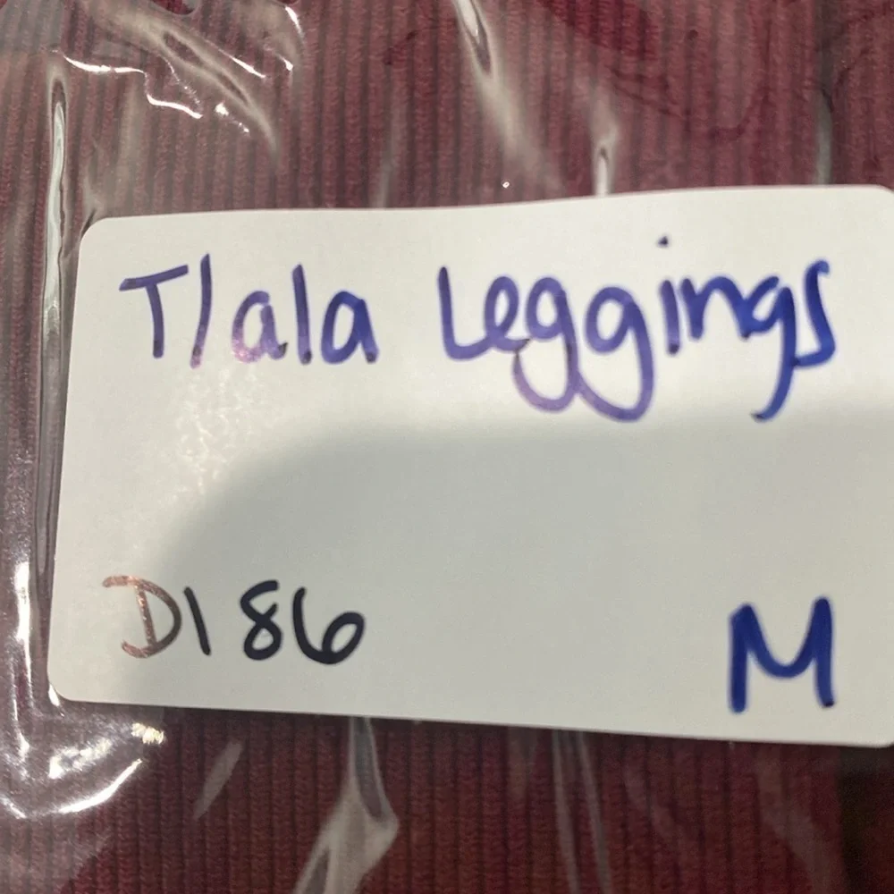 T/ALA Tala Crimson Red Leggings Size Medium